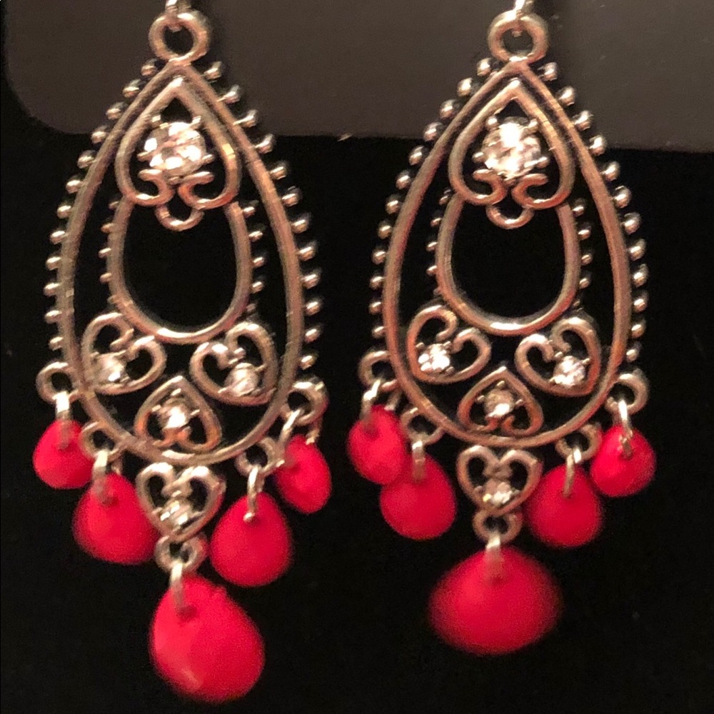 Women’s earrings